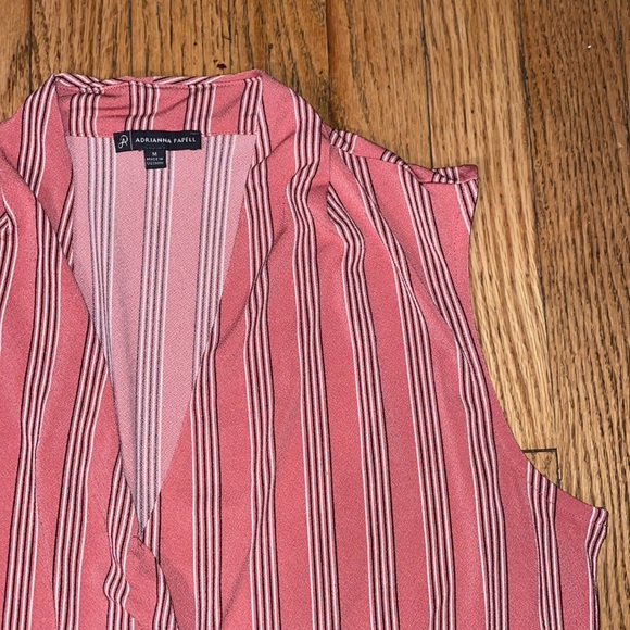 Adrianna Papell sleeveless top - Picture 2 of 2